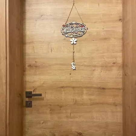 아파트 Renovierte Mit 2 Schlafzimmern Und Schlafcouch Schloß Holte-Stukenbrock