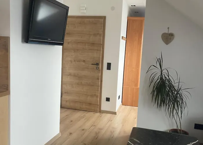 Renovierte Mit 2 Schlafzimmern Und Schlafcouch Apartamento *